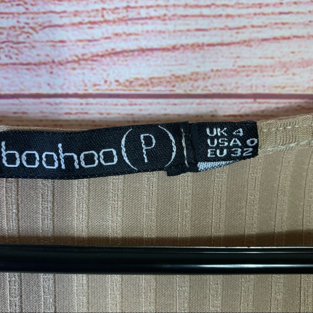 BooHoo Ribbed Bodysuit Size 0 - Picture 2 of 4